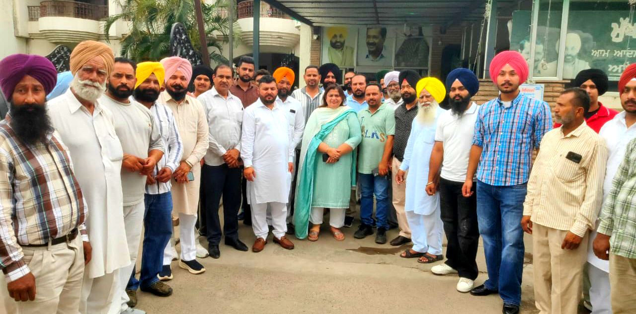 ਵਿਧਾਇਕਾ ਨੀਨਾ ਮਿੱਤਲ ਦੀ ਅਗਵਾਈ ਹੇਠ ਰਾਜਪੁਰਾ ਤੋਂ ਗੱਡੀਆਂ ਦੇ ਵੱਡੇ ਕਾਫਲੇ ਨਾਲ ਸੈਂਕੜੇ ਵਰਕਰ ਲੁਧਿਆਣਾ ਲਈ ਹੋਏ ਰਵਾਨਾ
